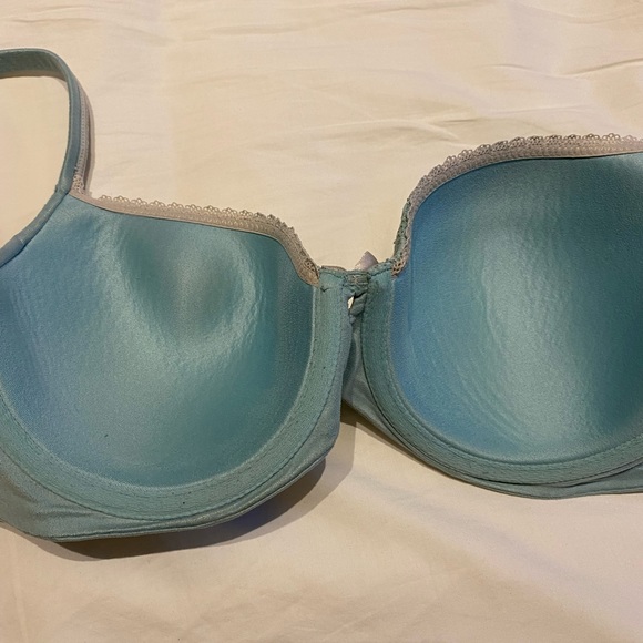 Victoria’s Secret sky blu lace bra, size 36D - Picture 4 of 6